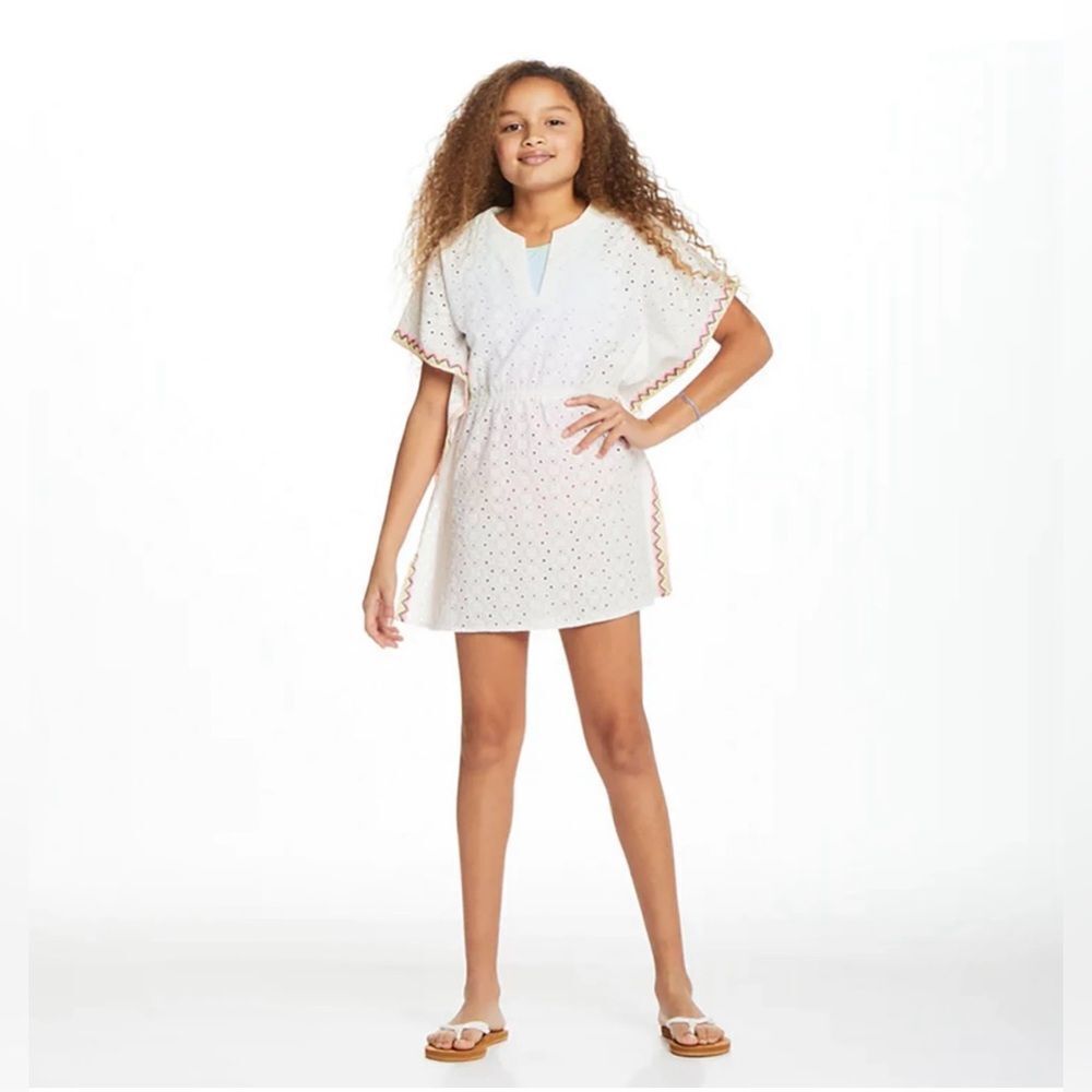 Andy & Evan Eyelet Cover Up